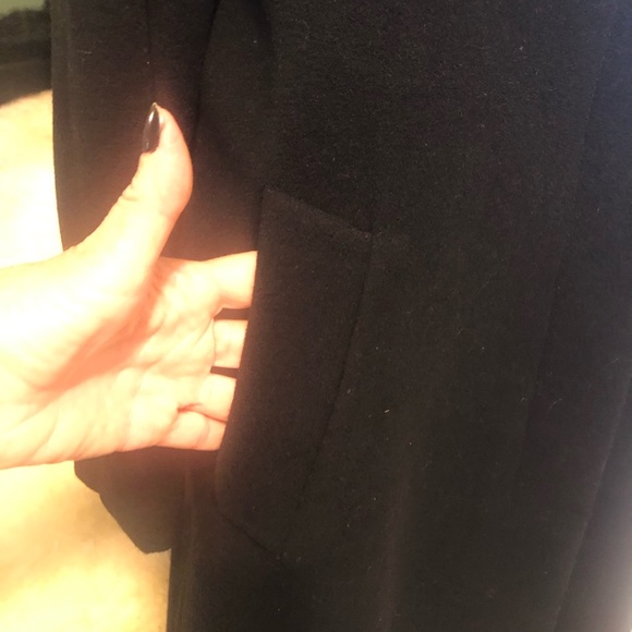Kristen Blake Black Wool Coat with Fur Trim-6
Mint! - Picture 3 of 6